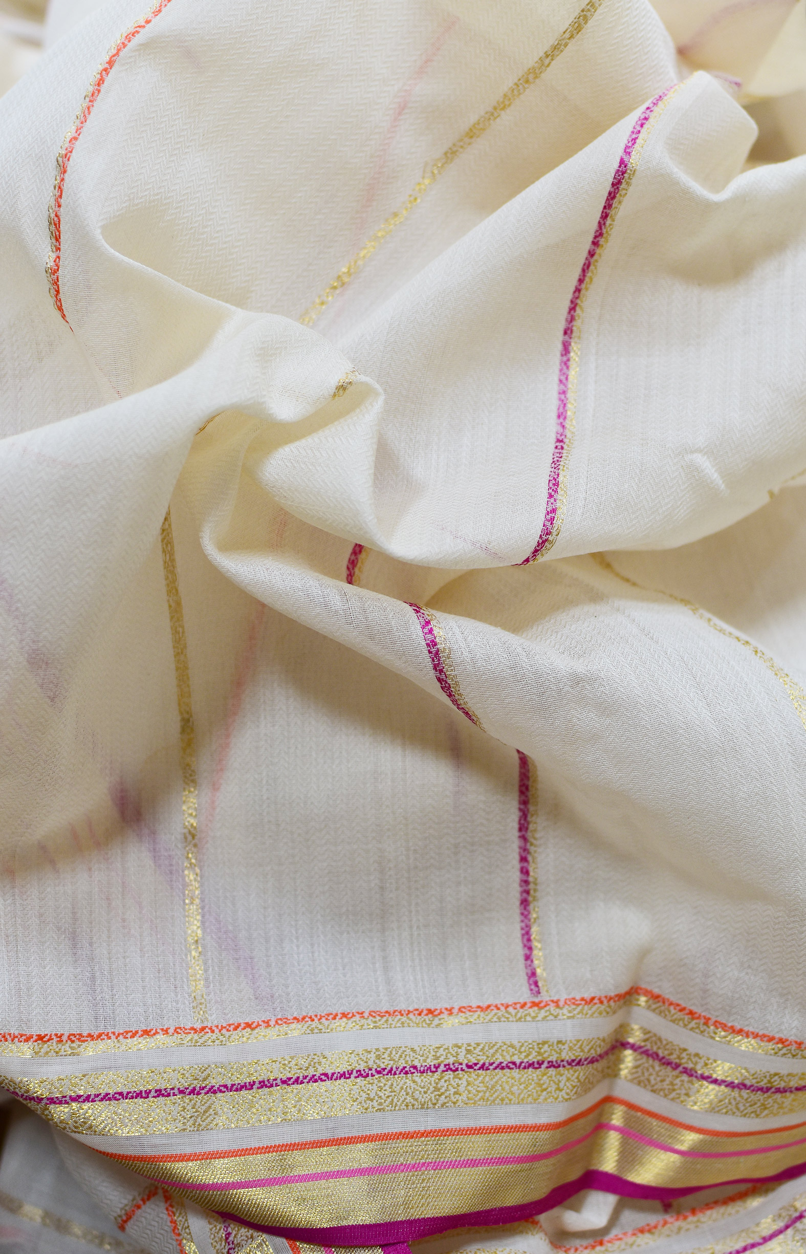 Off-White, Handwoven Organic Cotton, Textured Weave , Jacquard, Festive Wear, Jari Saree
